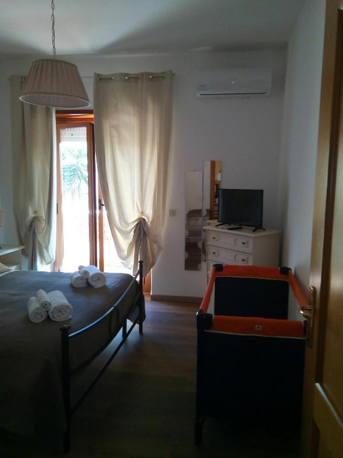 Tula 4 - Appartamento Vista Mare Passoscuro Exteriör bild